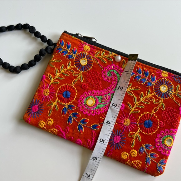 Sold| Paisley Orange Floral Embroidered Boho Wristlet Clutch Wallet Pouch - Picture 8 of 9